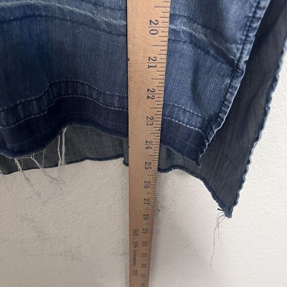 RAILS Button-Front Blue Chambray Shirt Women Size Medium Raw Hem Short Sleeve - Picture 6 of 8